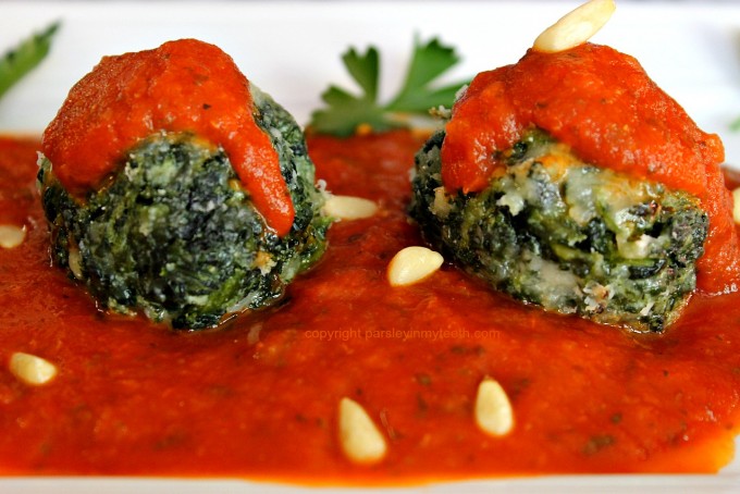 Spinach (or Chard) with Tomato Sauce